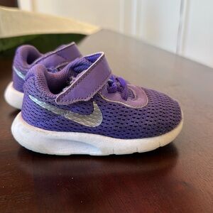 Purple infant toddler Nike shoes 5c
